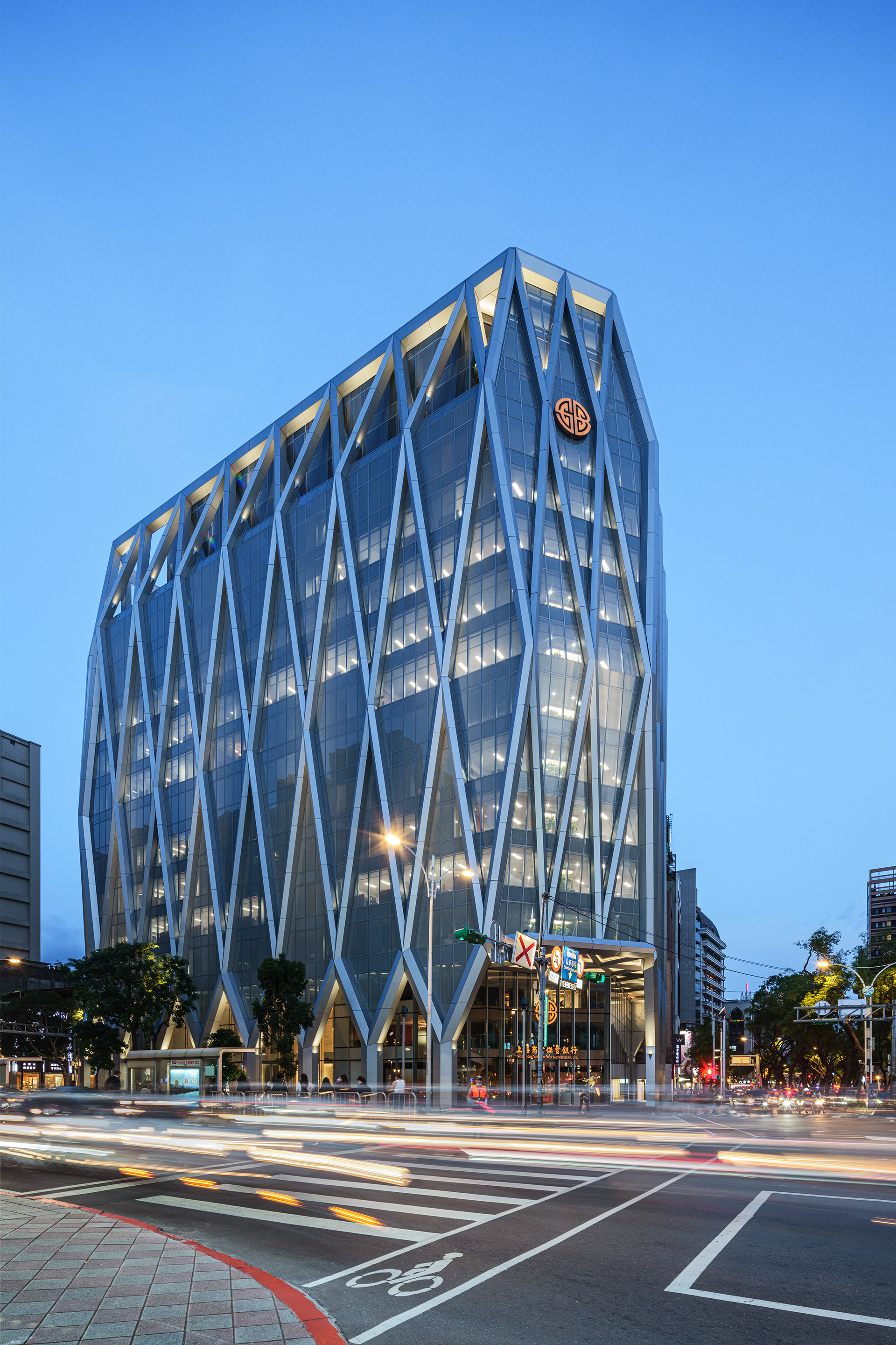 Shanghai Commercial and Savings Bank HQ/ JJP Architects-32