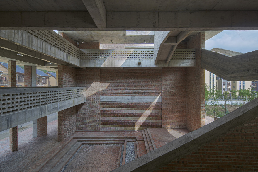 江华瑶族水口镇如意村文化服务中心及特色工坊丨中国湖南丨地方工作室&湖南大学设计研究院有限公司-59