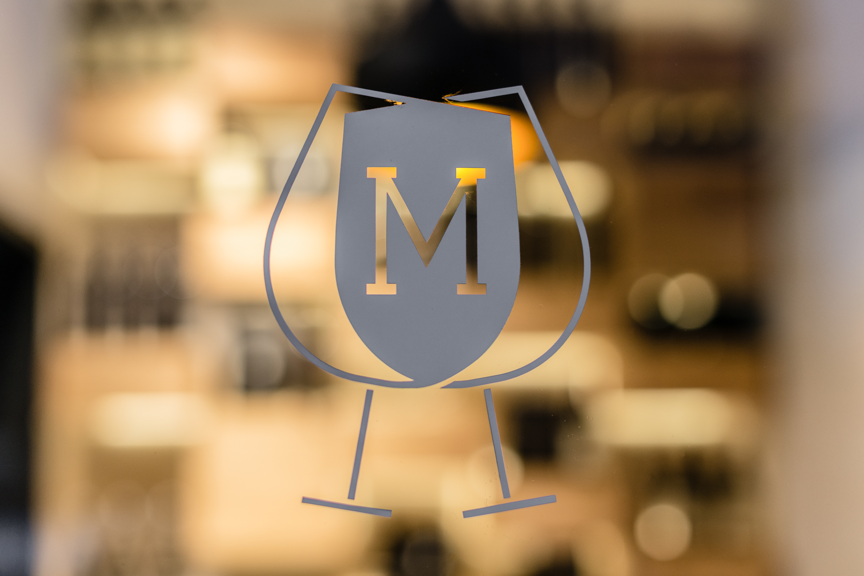 "La Mancha" 酒庄 | 木质温暖，打造随意品酒空间-21