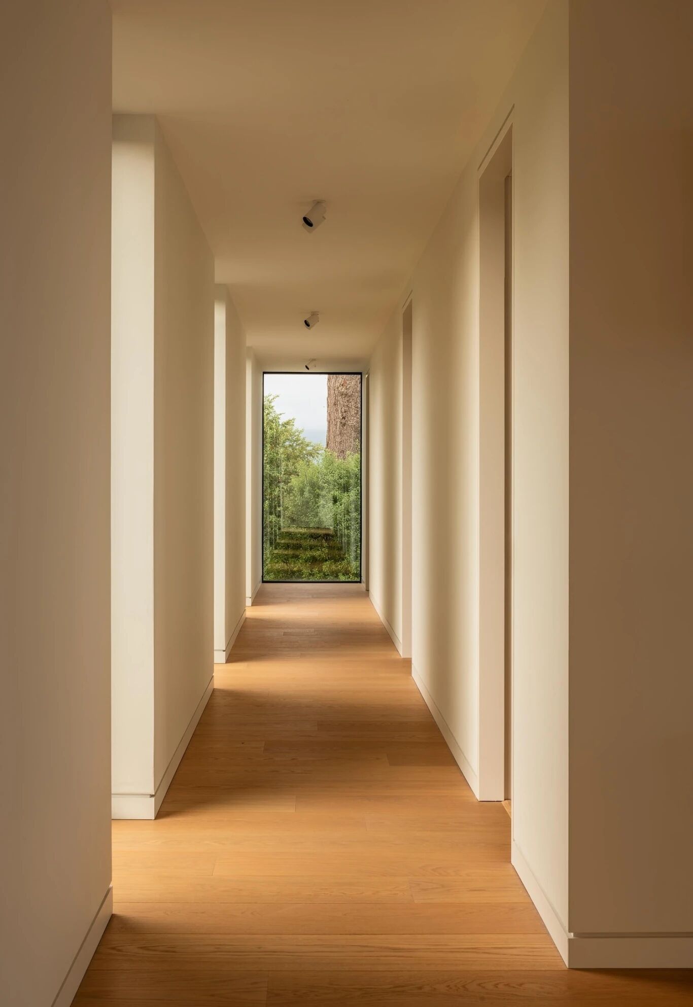 引导·极简主义海岸住宅丨英国威尔士丨斯特罗姆建筑事务所-14