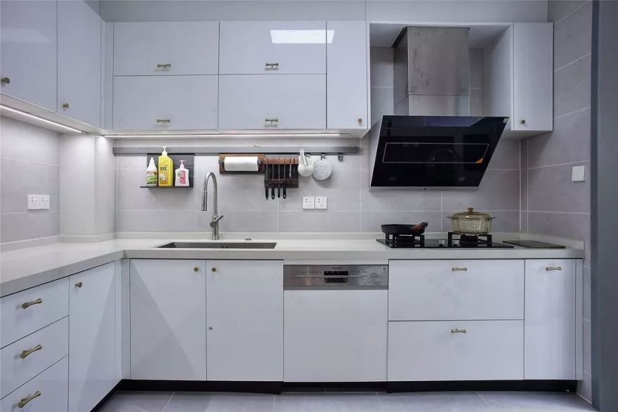 160㎡三口之家的轻奢生活 亦帆装饰设计-29