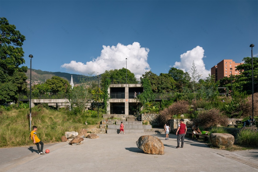 自然的生长花园PRADO PARK / Edgar Mazo-3