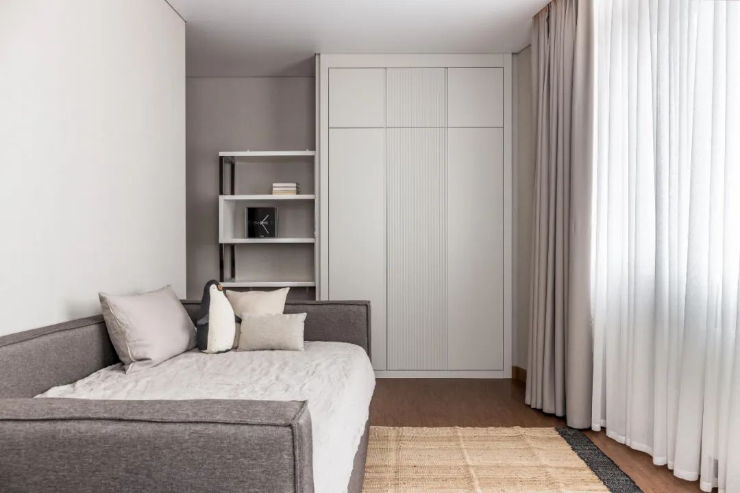 原木风设计,打造温馨舒适之家丨Albina Morozova-12