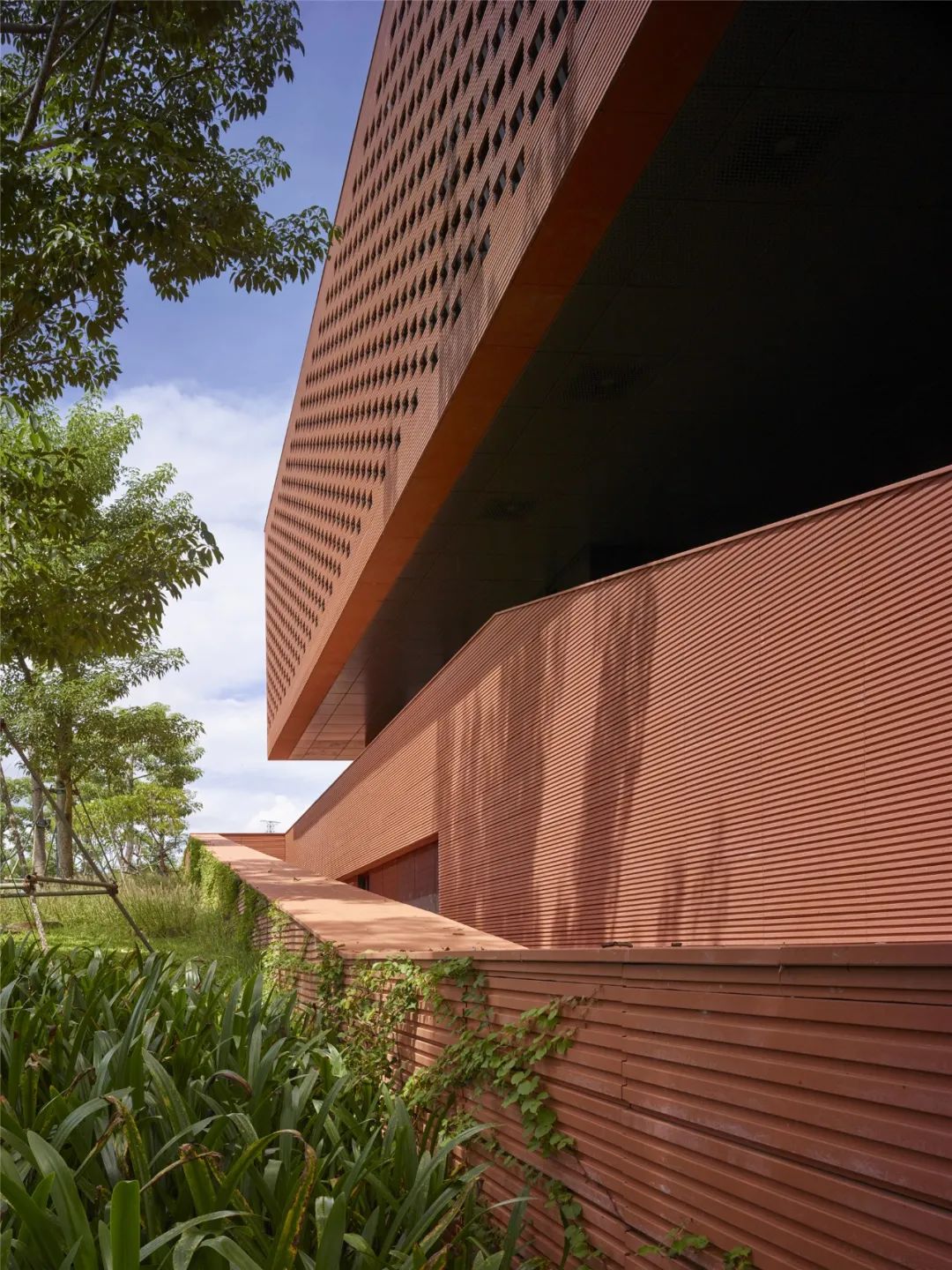 海南生态智慧新城数字市政厅 | 红土、梯田与可持续设计的融合-47