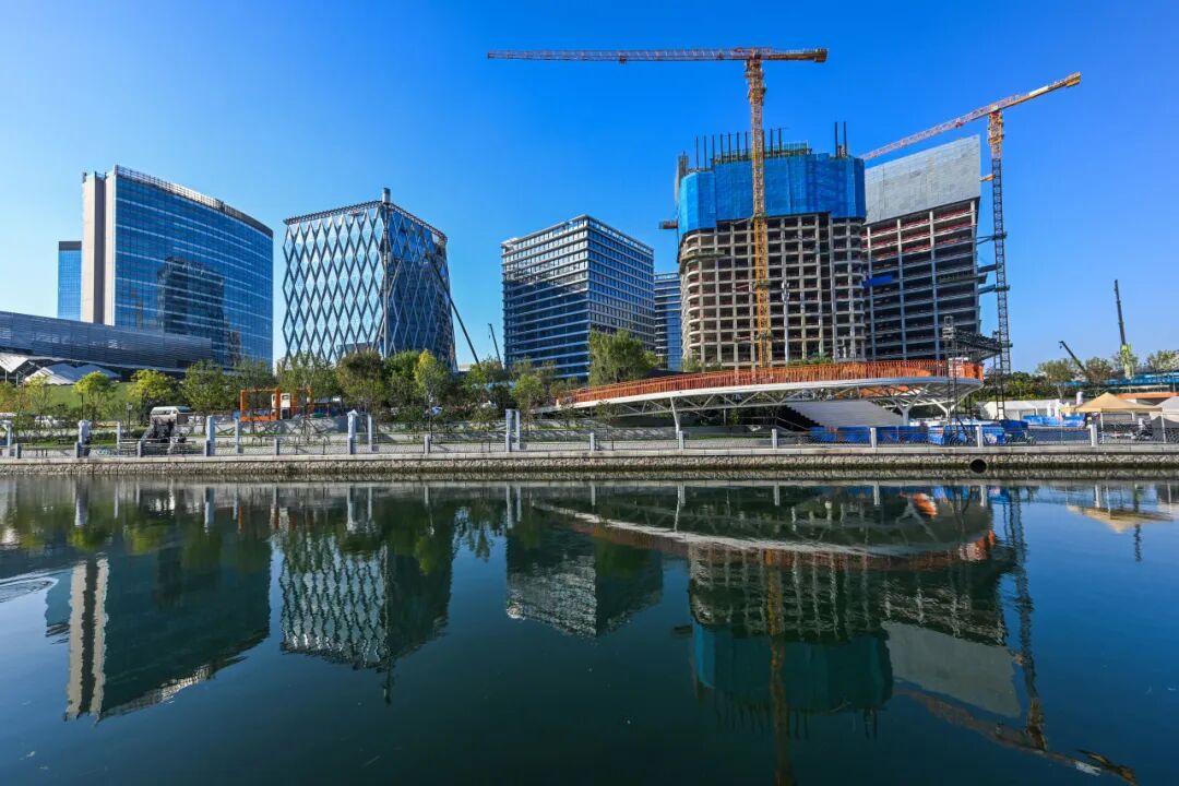 太古地产宣布北京太古坊全部楼体结构封顶-11