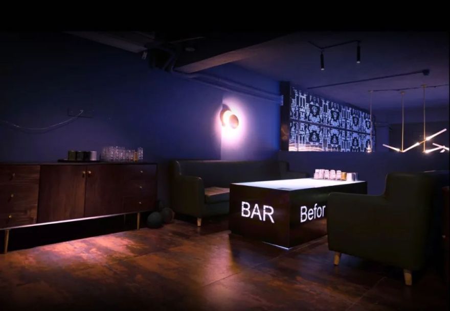 凌晨四点,Kaws 陪你品酒-29