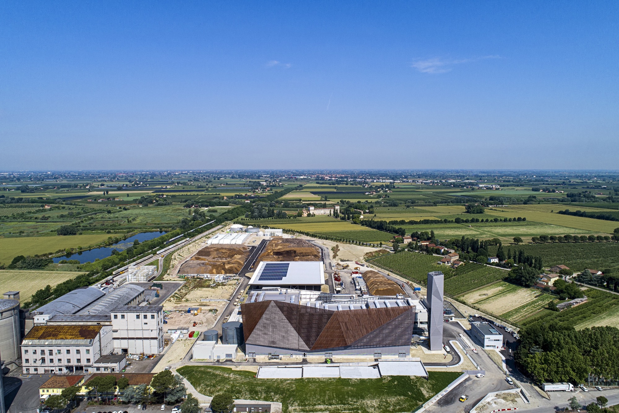 Powerbarn Bioenergy Production Plant / Giovanni Vaccarini Architetti-34