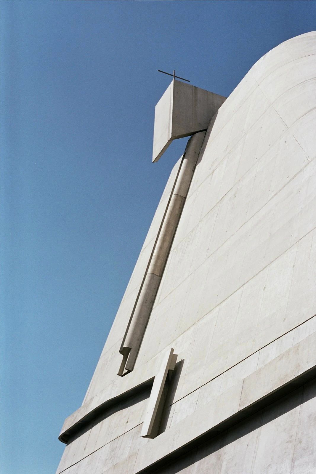 菲尔米尼教堂丨法国丨勒·柯布西耶-0