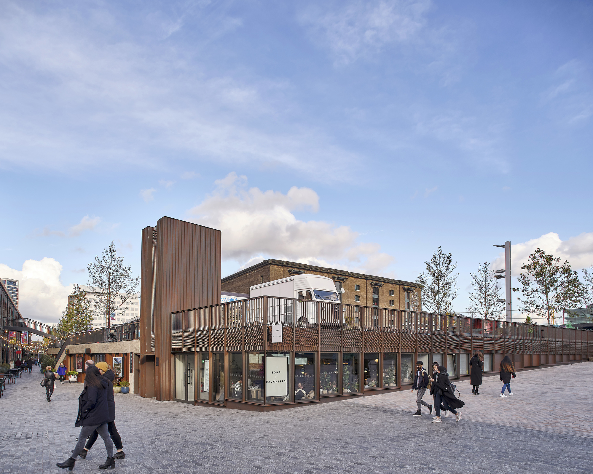 Granary Square Pavilion / Bell Phillips Architects-28