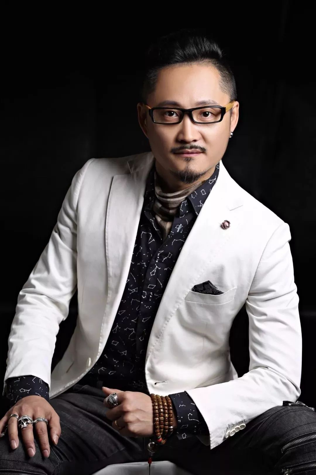 良尔·镜 · 弧线魅力下的高端定制眼镜店丨中国西安丨文焯空间设计事务所-77