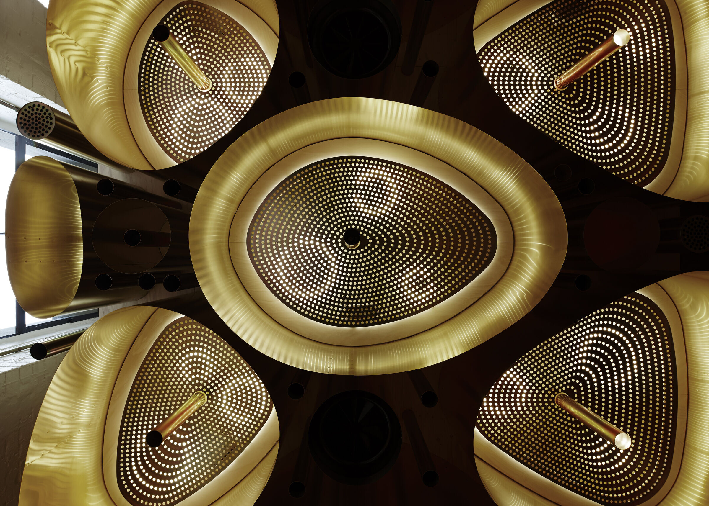 弧形纤维玻璃塑造的音响餐厅——墨尔本“Press Club”-9