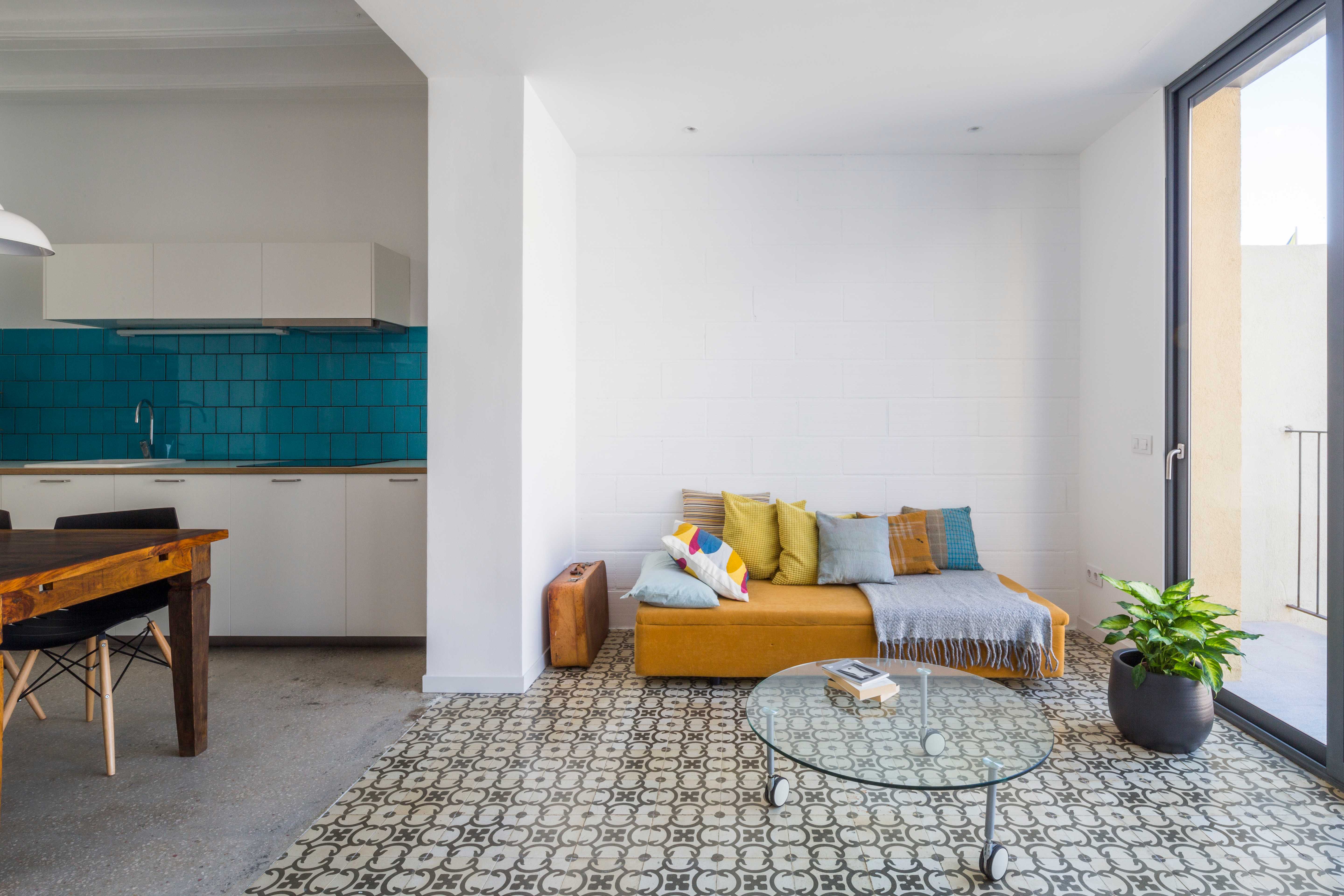 翻新公寓诠释“床与蓝色”的设计哲学-13