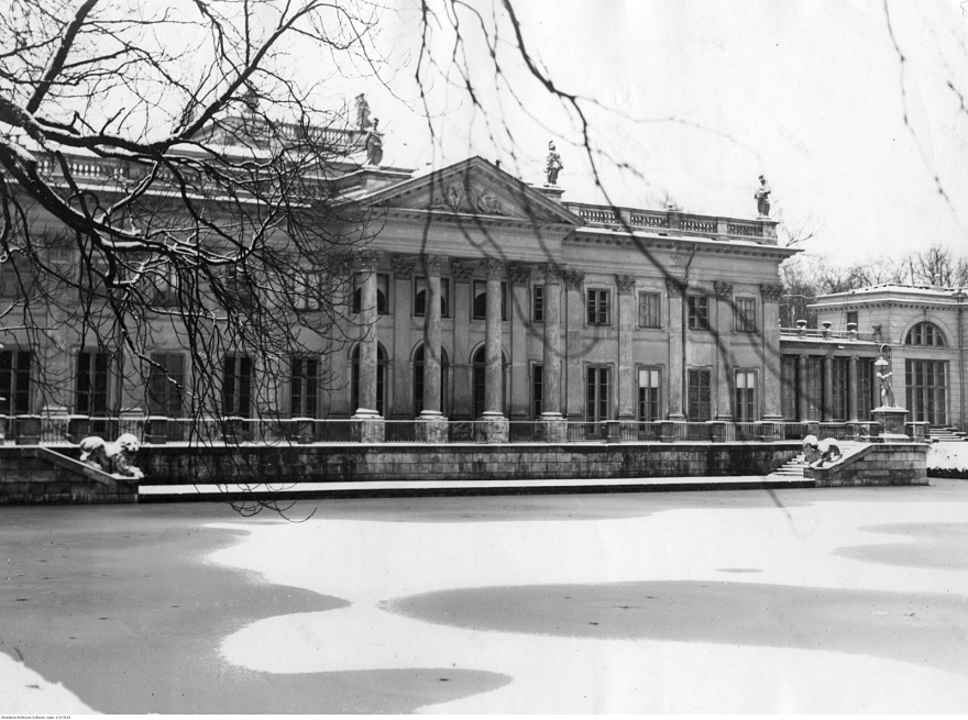 华沙皇家浴场公园内的岛屿宫丨波兰华沙丨蒂尔曼·冯·加默伦,多米尼克·梅林等-46