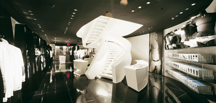 Doriana和纽约的Massimiliano福克萨斯，阿玛尼店-9