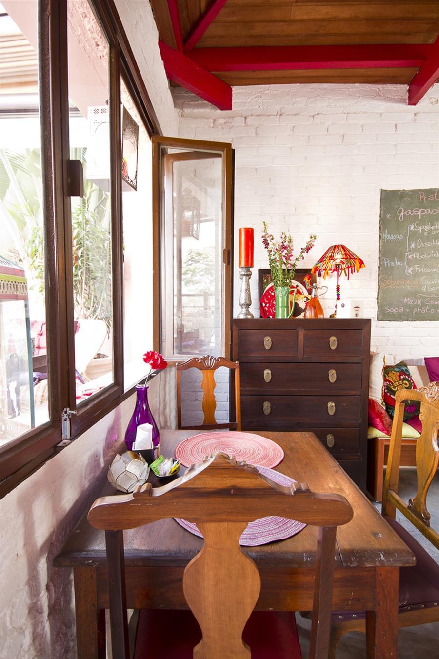 巴西 SP 的活力彩色酒吧设计-5