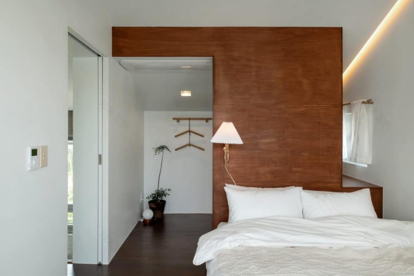 Simply rectangular Draindot guest house created by STARSIS + ilsang workroom as a uniquely shared island living space-10