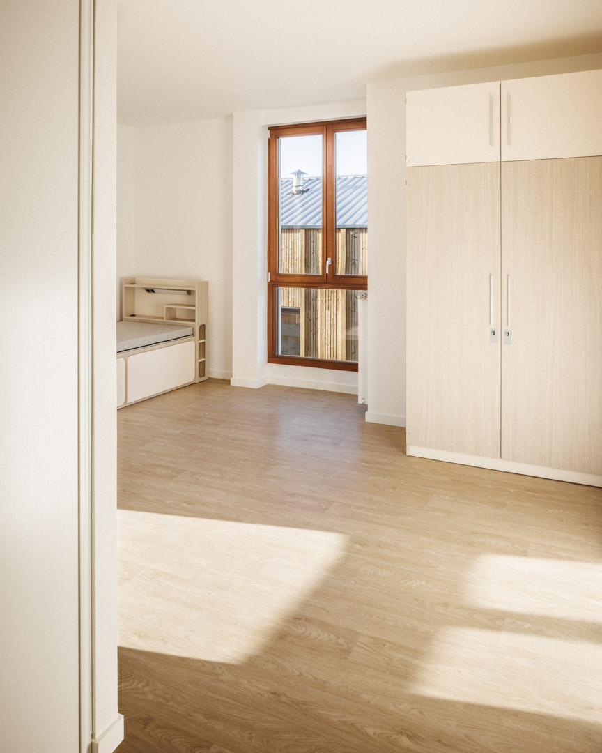 Training center, residence and workshops for apprentices | Atelier Téqui Architectes-35