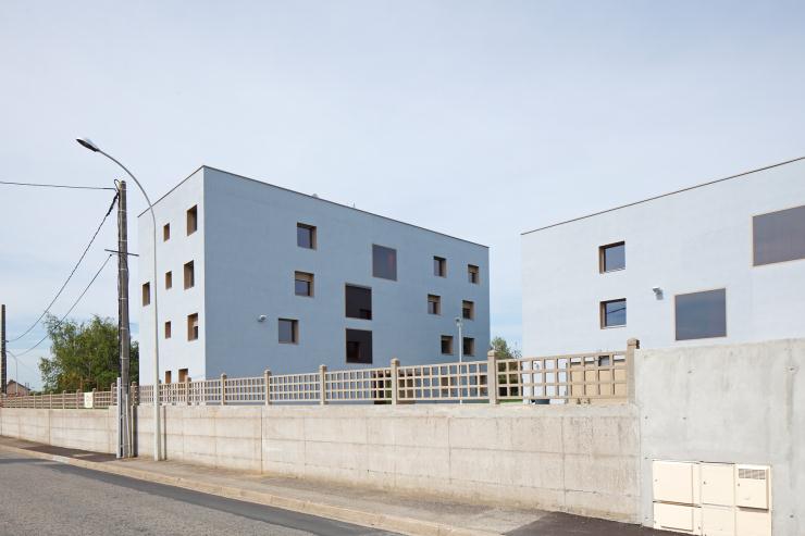 14套社会住房建设项目丨法国丨菲利普·查莱斯建筑工作室-1