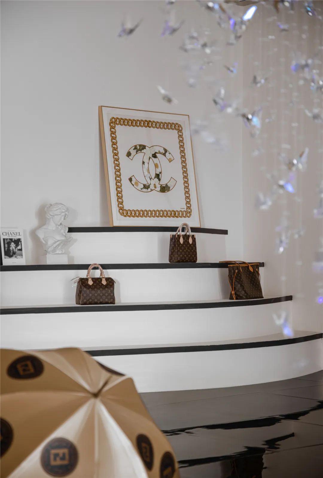 Miss Vintage 奢侈品集合店丨中国重庆丨岭众联合田艾灵设计-40