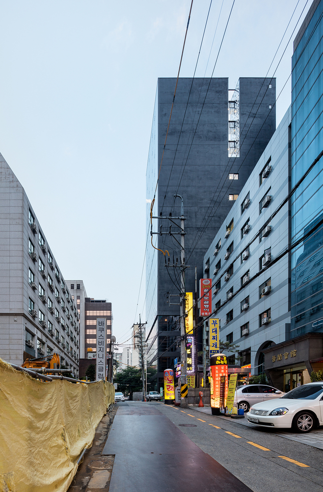 首尔"H"型办公楼-58