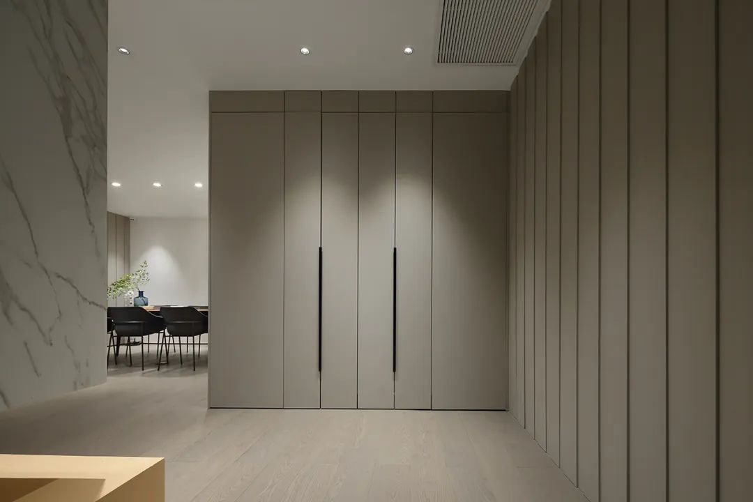 可瑞舒适家杭州总部 | 白色盒子里的共享办公空间-24