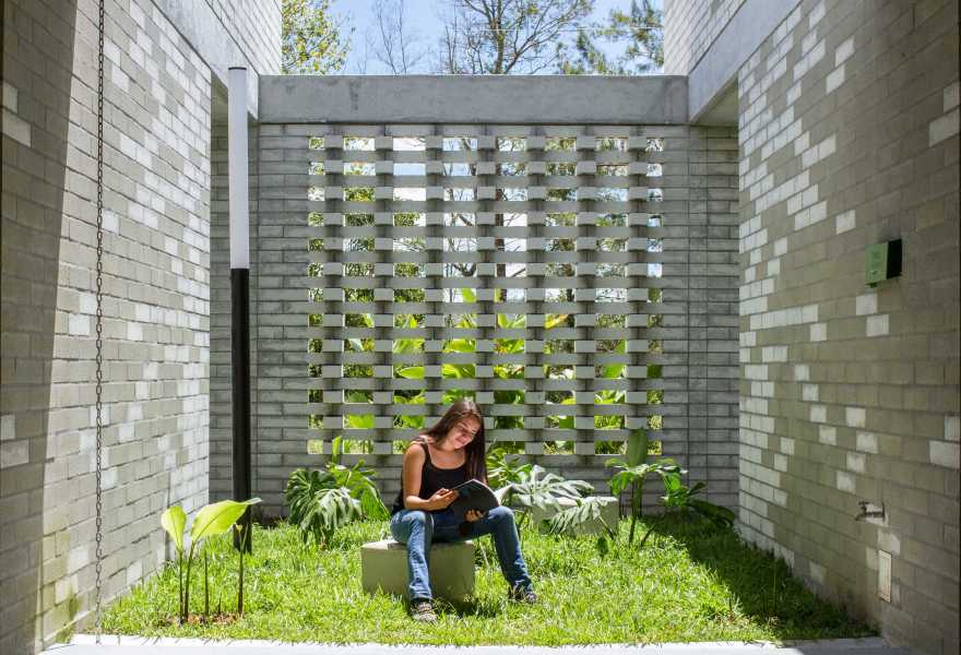 raices educational park 4-15