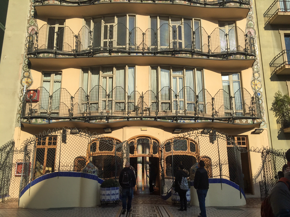 丨原设计埃米利奥・サラ・コルテス,改建设计安东尼・高迪-45