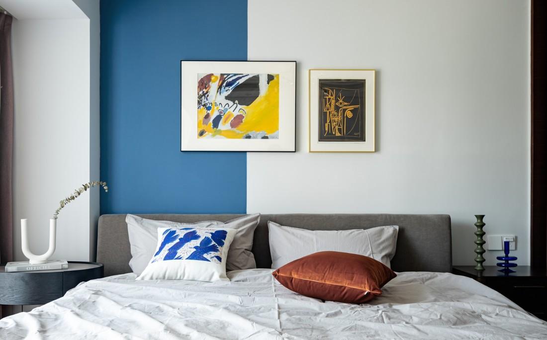 独居女青年的简约轻奢家居设计-24