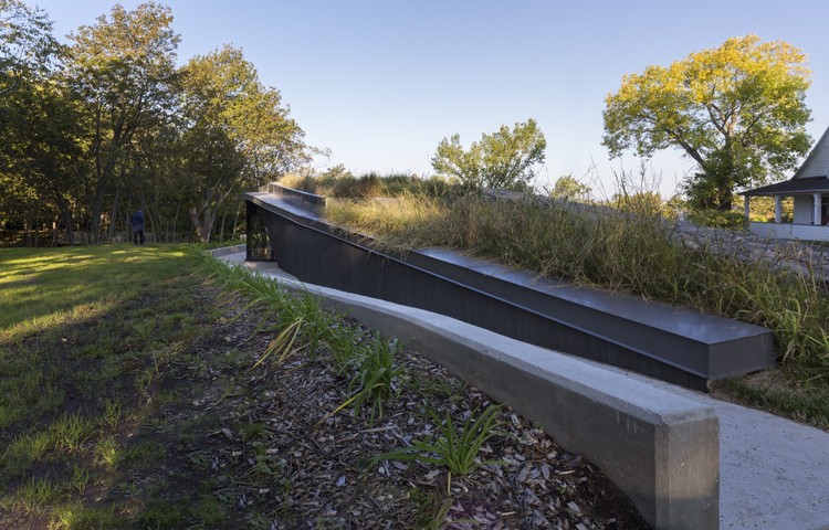 Visitor Center for Seigneurie-15