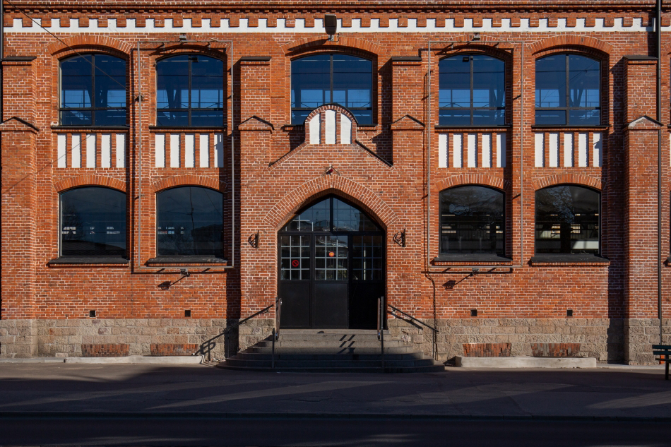 Pasniegtas Latvijas Arhitektūras gada balvas ← FOLD-12