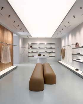 乌克兰服装品牌COOSH展厅丨乌克兰敖德萨丨Alexey Gulesha,Cyrill Verbych等