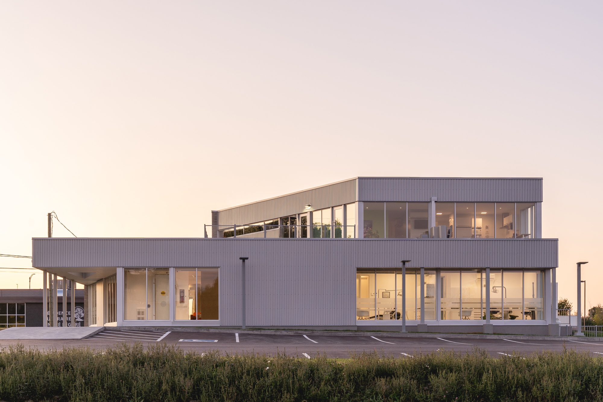 牙科诊所 HT，卡塔丨加拿大蒙特利尔丨CARTA. Architecte + Designer-26