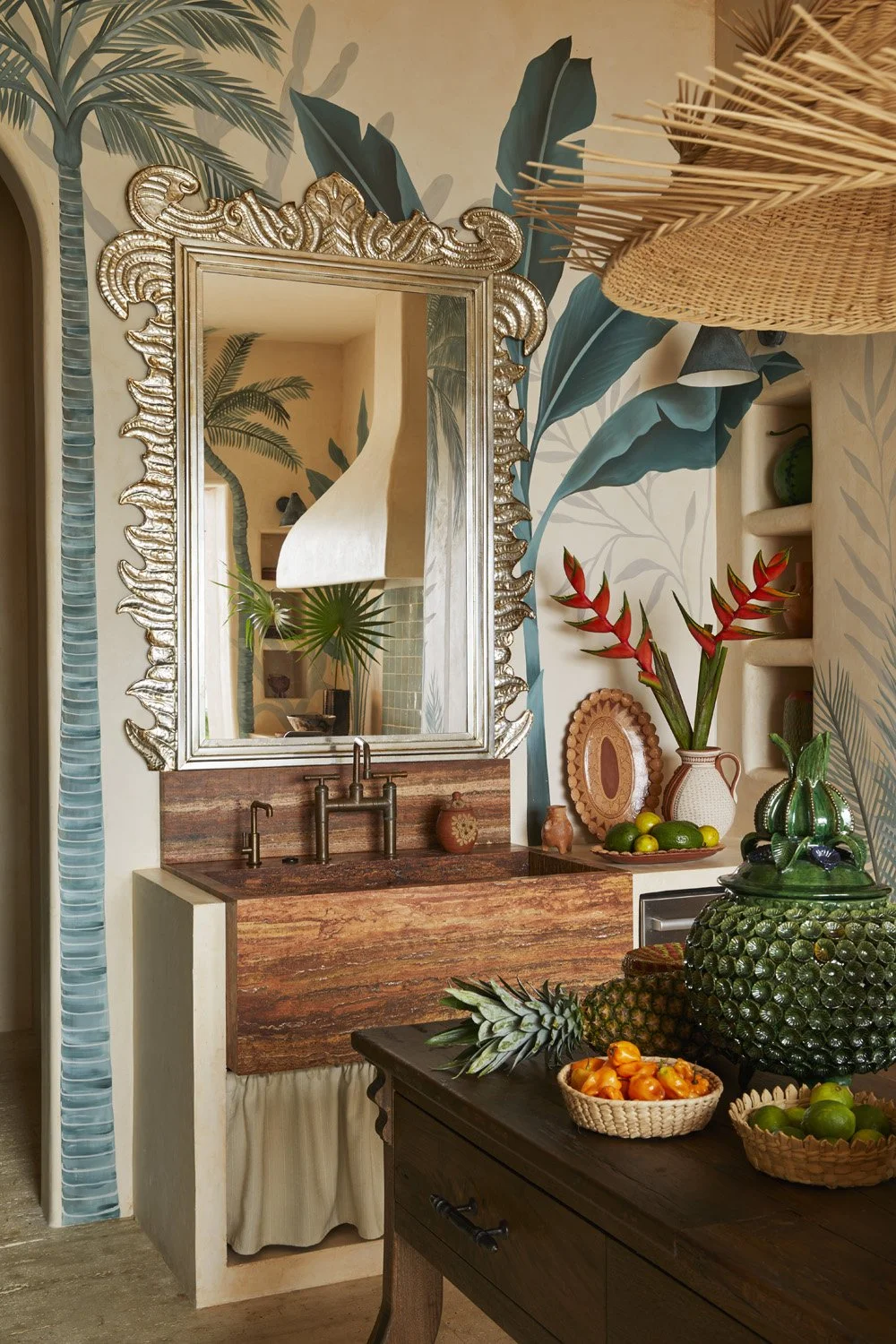 玫瑰宫

注：Casa Rosada 通常指位于阿根廷布宜诺斯艾利斯的总统府，因其建筑外观多为粉色（玫瑰色）而被称为玫瑰宫  丨墨西哥-22