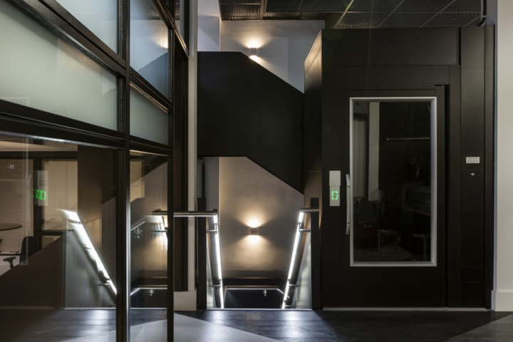 伦敦 Schüco 展示办公空间，极简风格展现高端品质-26