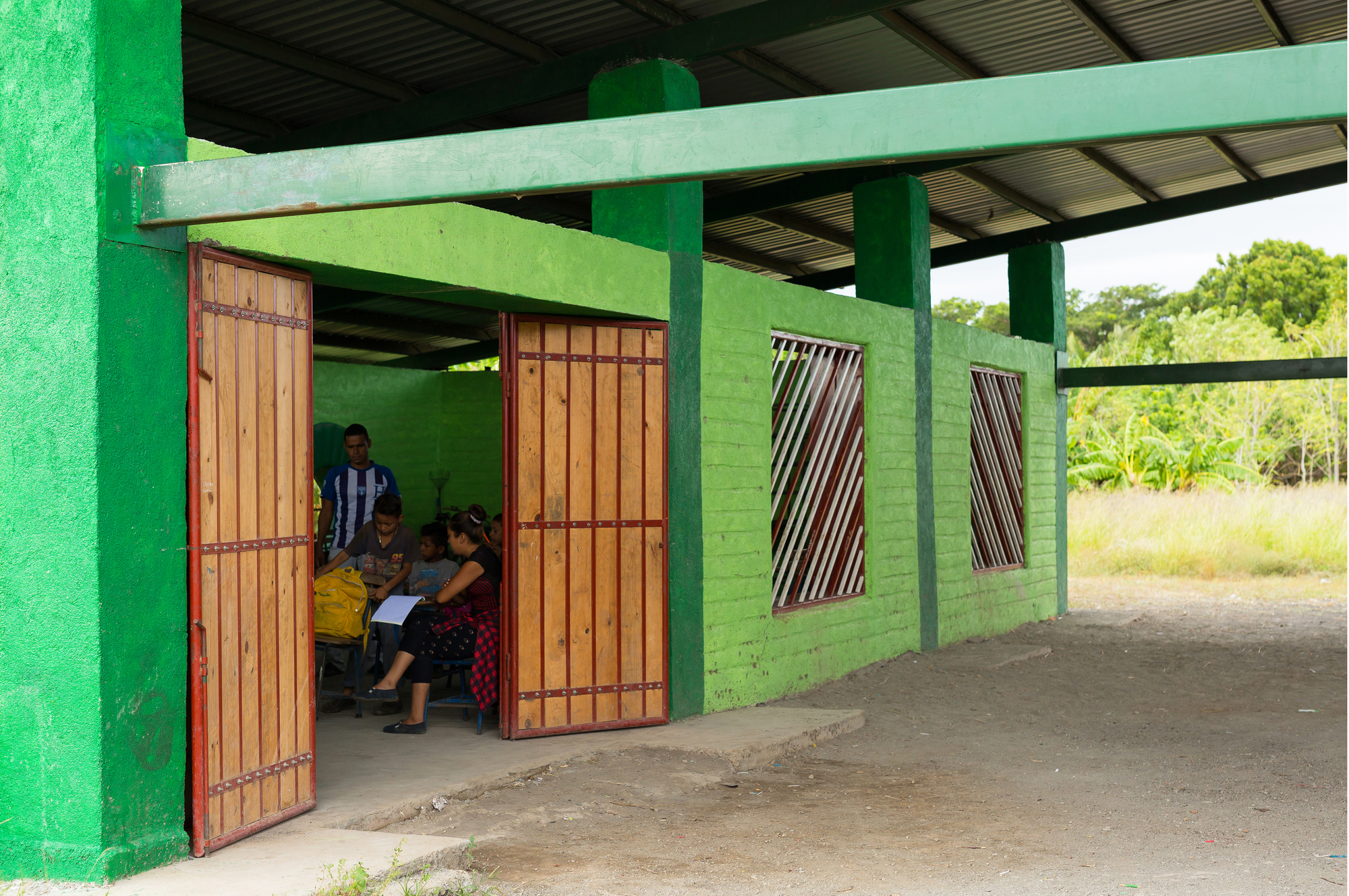 El Jicarito School / knitknot architecture-13