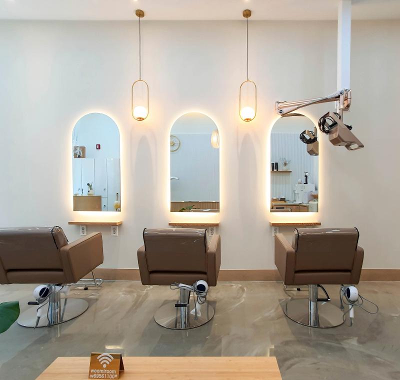 简约美容院 10 坪空间设计，明亮照明点睛之笔-10