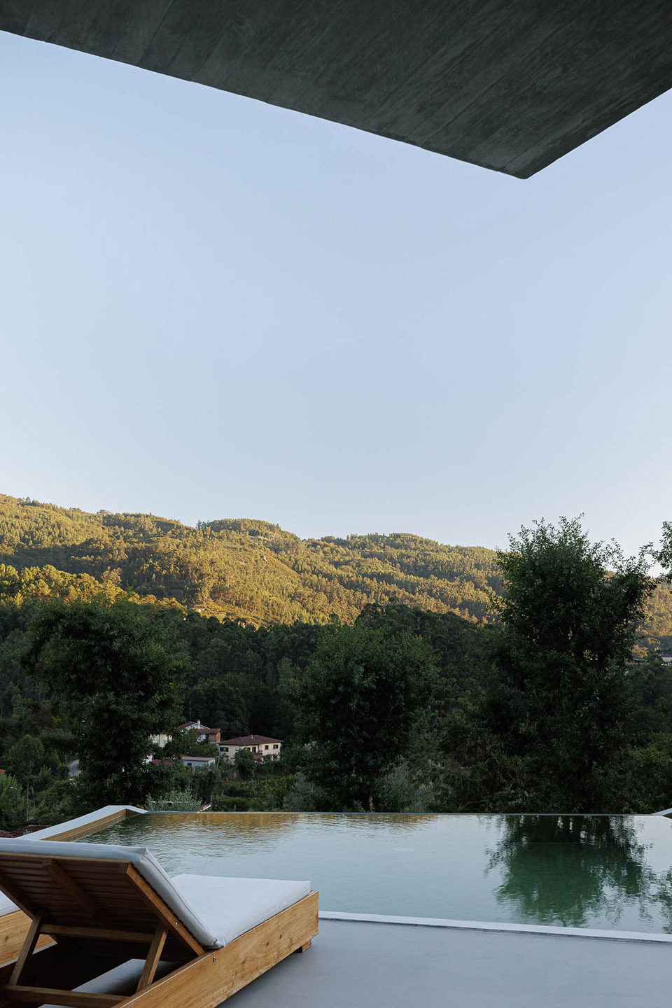 BOURO 住宅丨葡萄牙丨MUTANT ARQUITECTURA & DESIGN-135