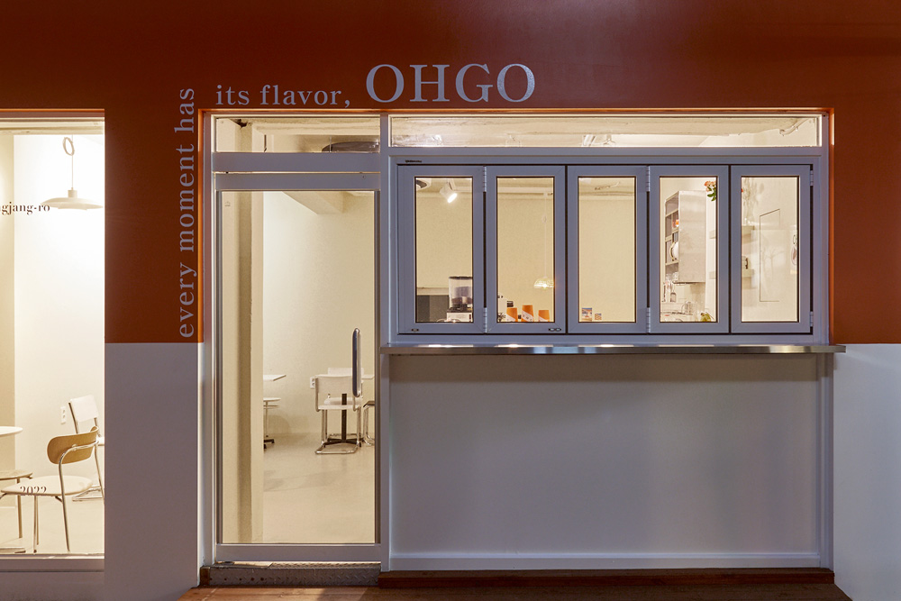 色彩丰富的咖啡厅设计-14