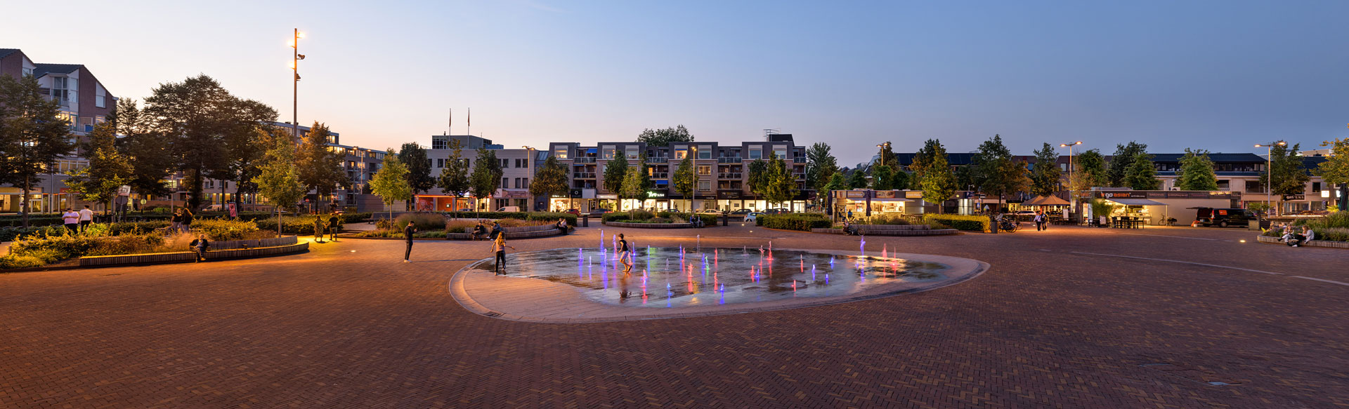 荷兰 Ede 市场广场绿色更新，打造多功能活动空间-20