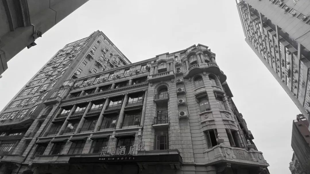 武汉汉口江滩保安洋行·漫心府丨中国武汉丨黑十设计-18