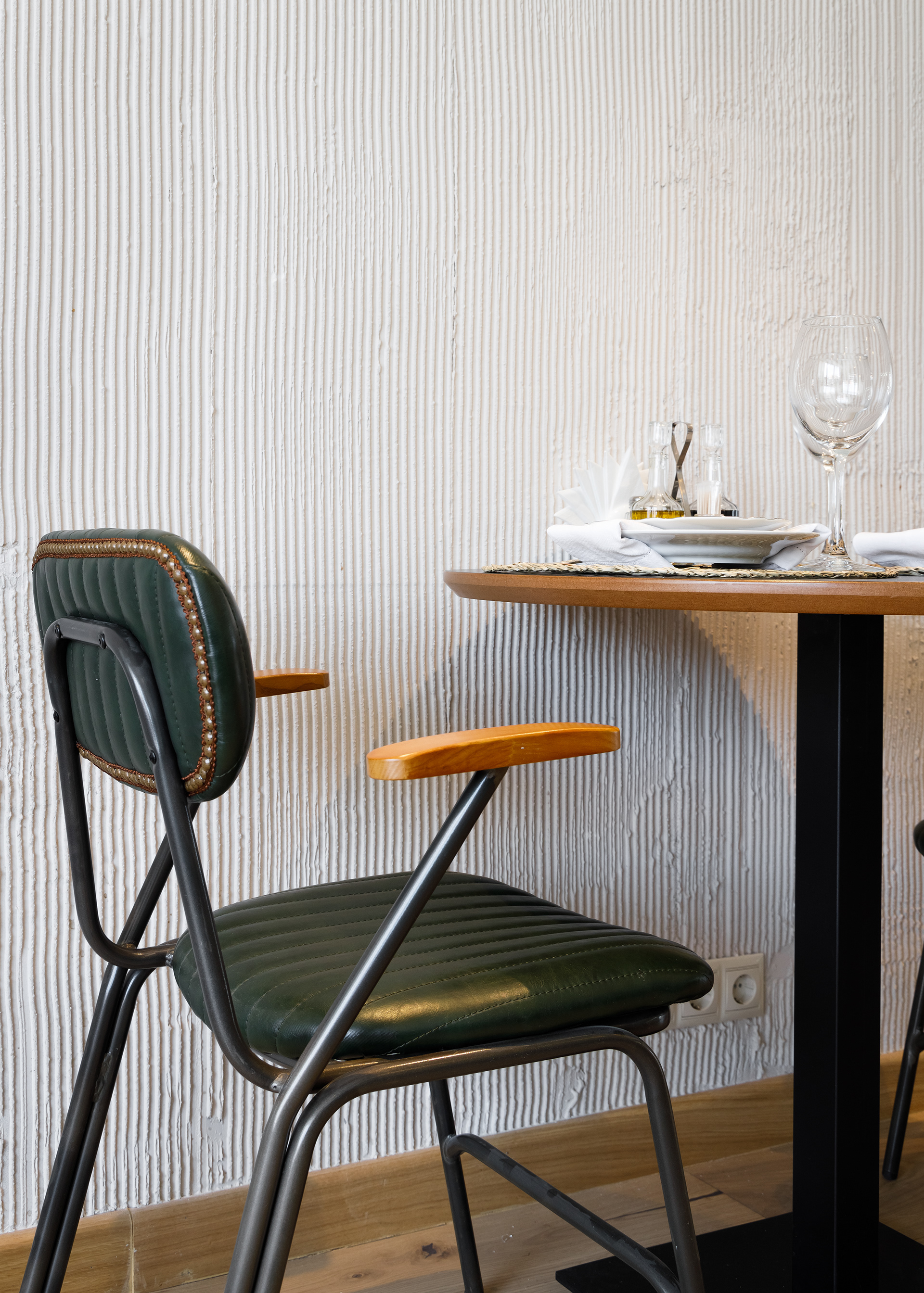 DACHA 餐厅室内设计丨俄罗斯莫斯科丨Butrinova Tanya,Kovaleva Natasha-11