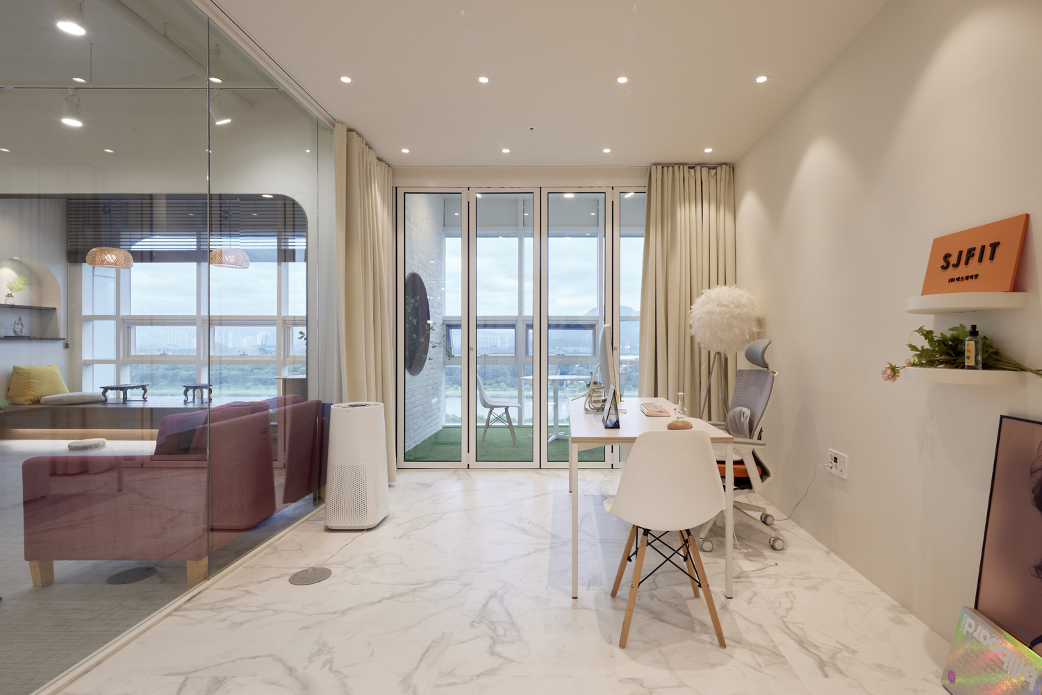 白色时尚，37 平米知识产业中心-6