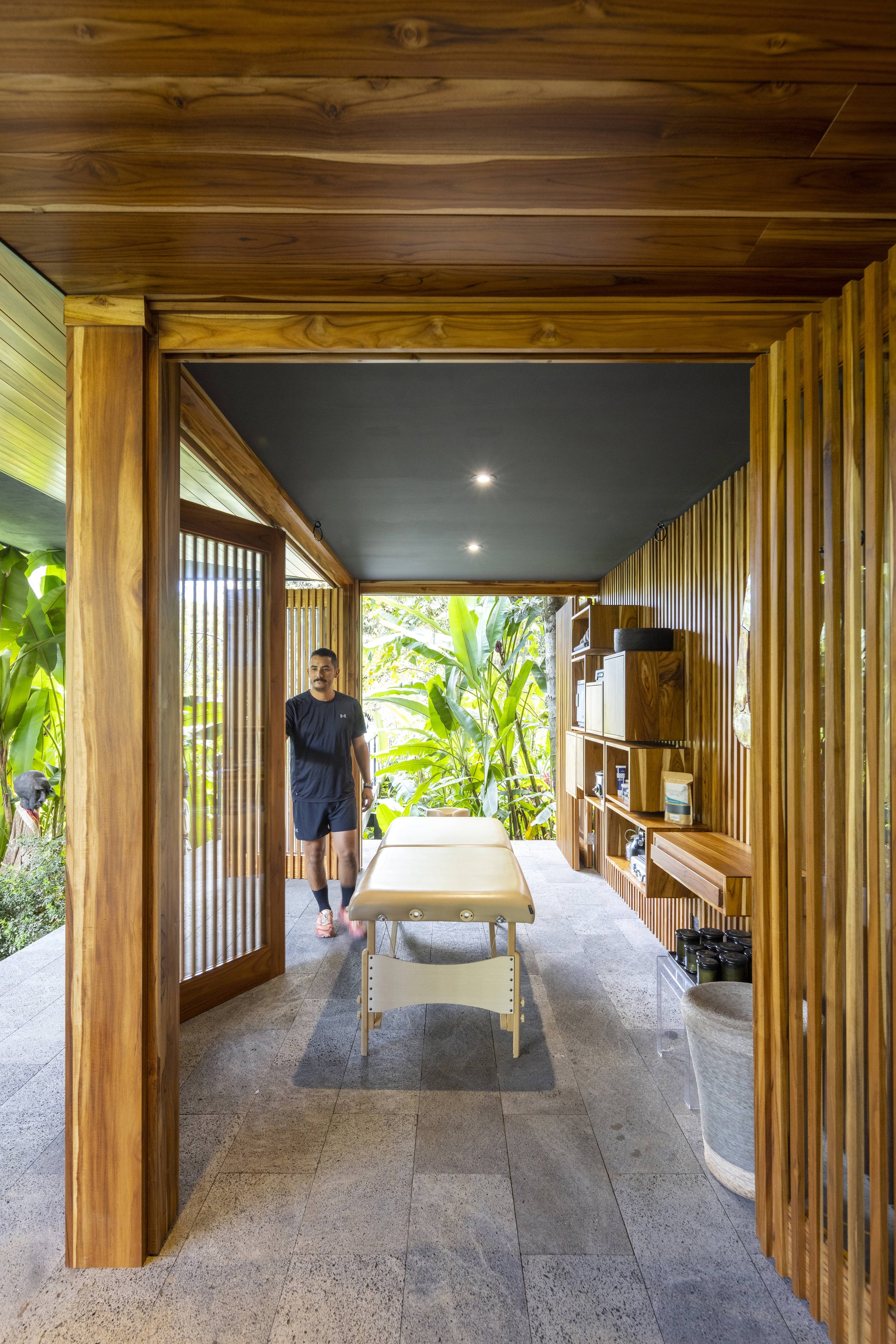 丛林健身房,空洞空虚空白丨哥斯达黎加圣何塞-31