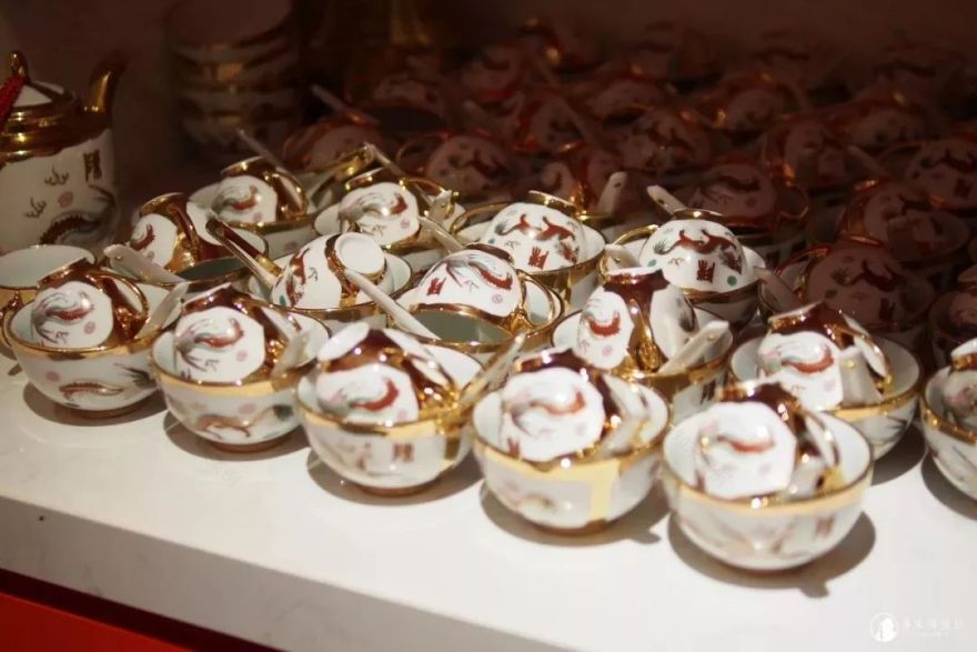 新国潮餐饮设计风靡上海,传统元素演绎现代美学-236