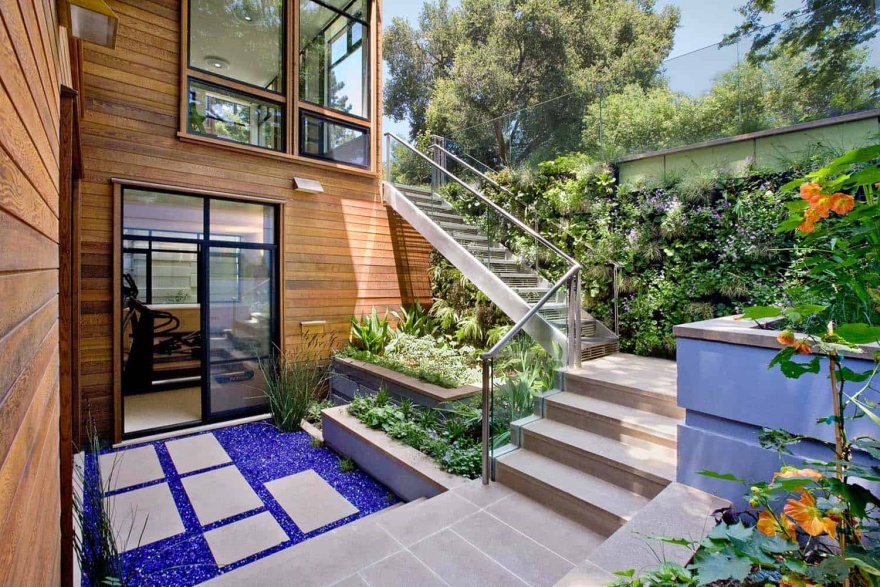 Inside a spectacular Palo Alto house with a cool green roof deck-31