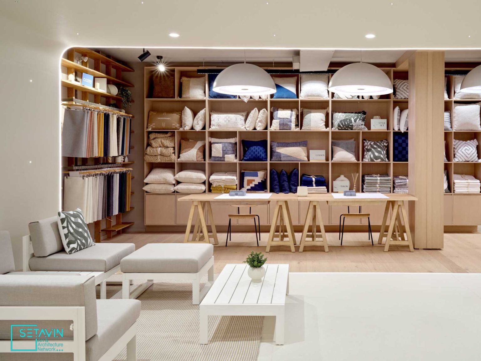 Cozey家具店橱窗设计丨加拿大多伦多丨LAAB建筑公司-18