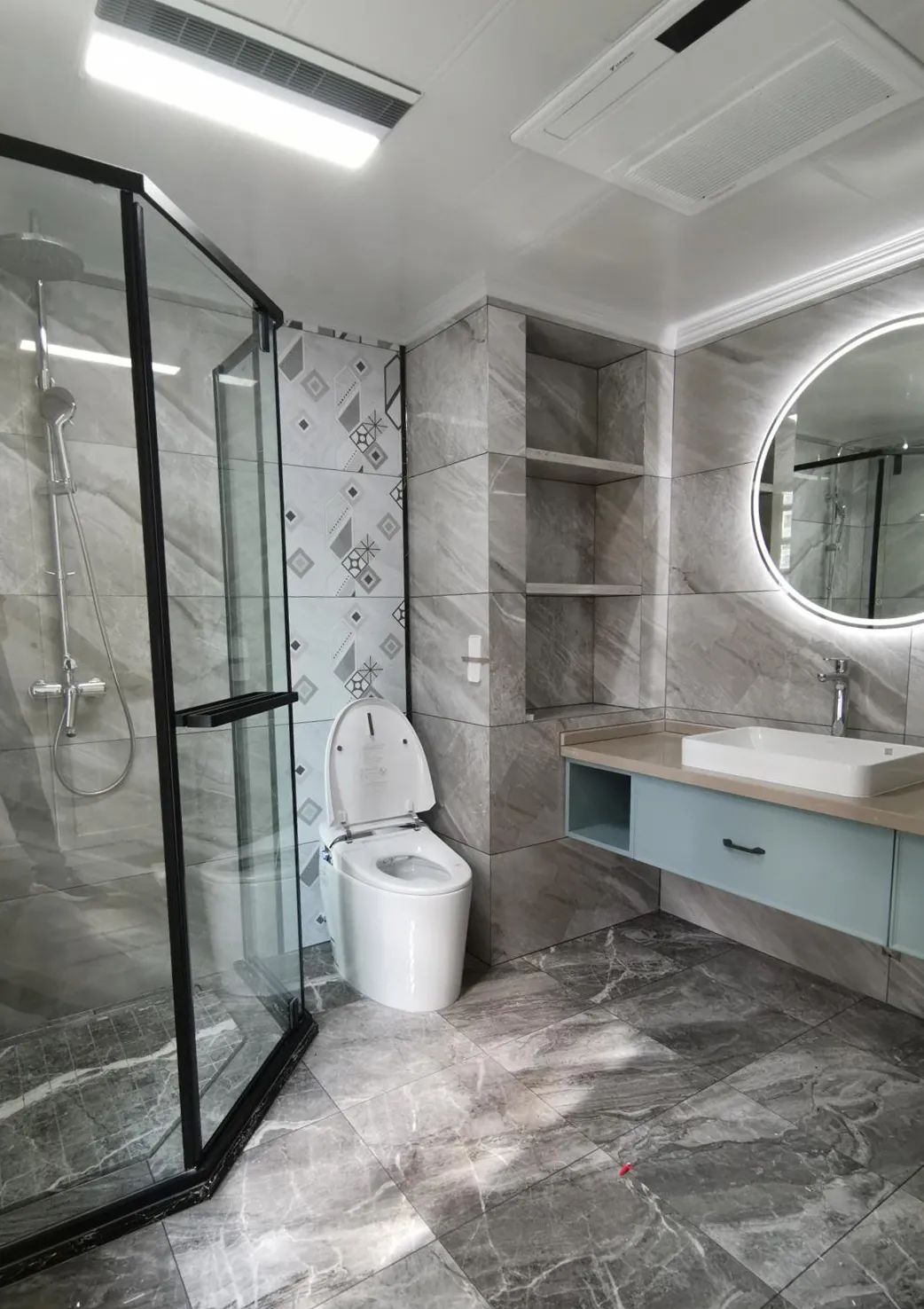 美式轻奢与现代极简的完美碰撞-29