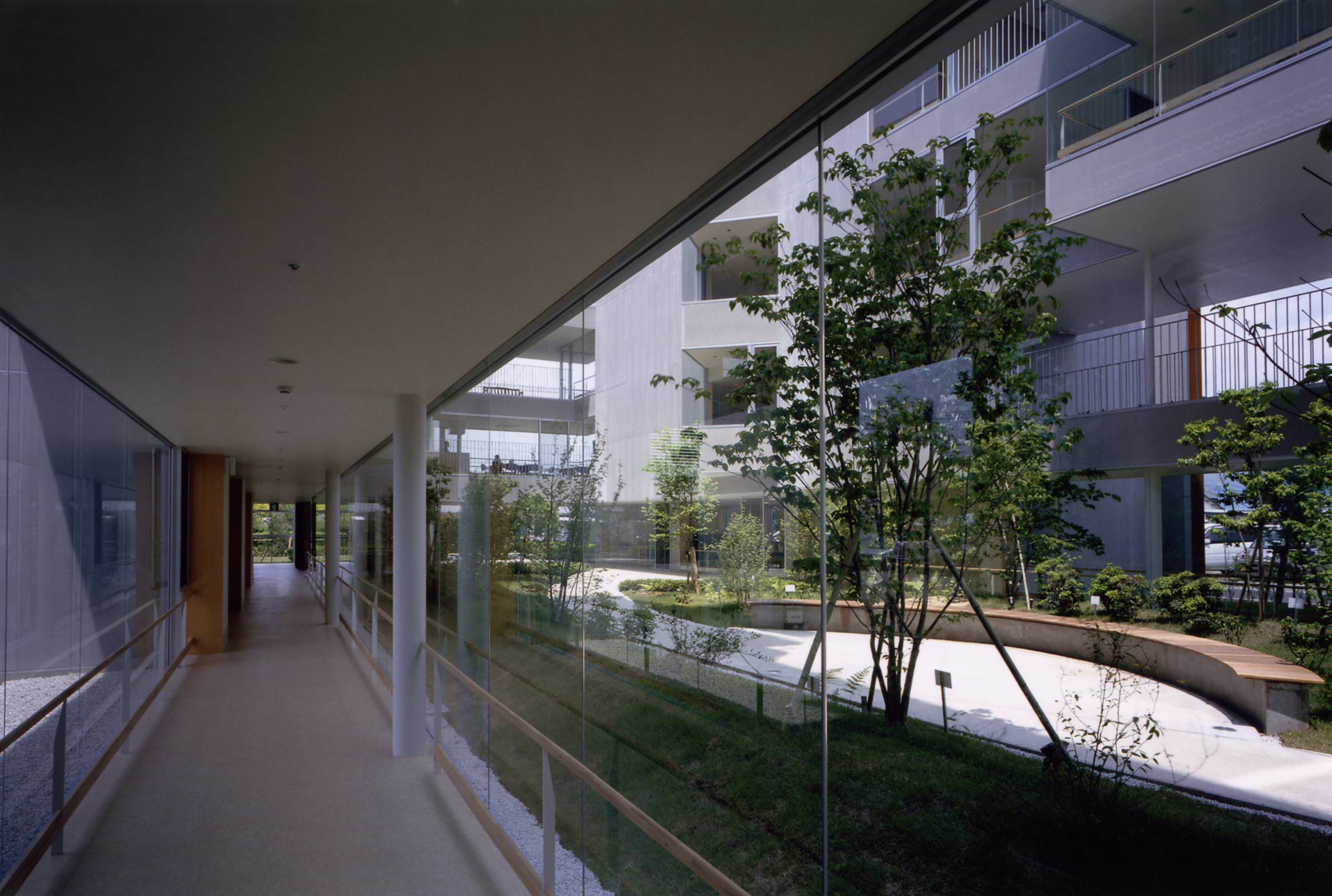 福井山峦间的温馨养老院-28