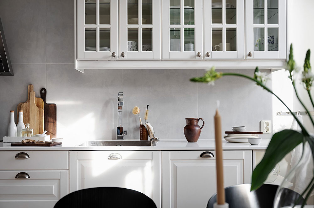 哥德堡优雅绿陶公寓，温暖纹理与现代风格的完美融合-18