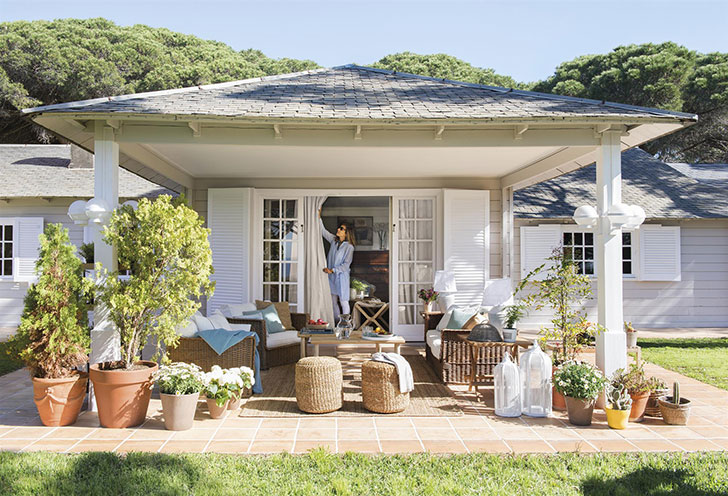 西班牙海岸的温馨爱情之家-1